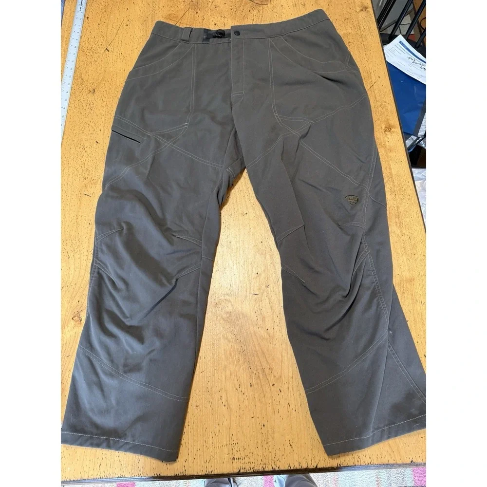Mountain Hardwear Mens Pants Mens XL Ripstop Nylon w Polyester Lining. GOPCORE